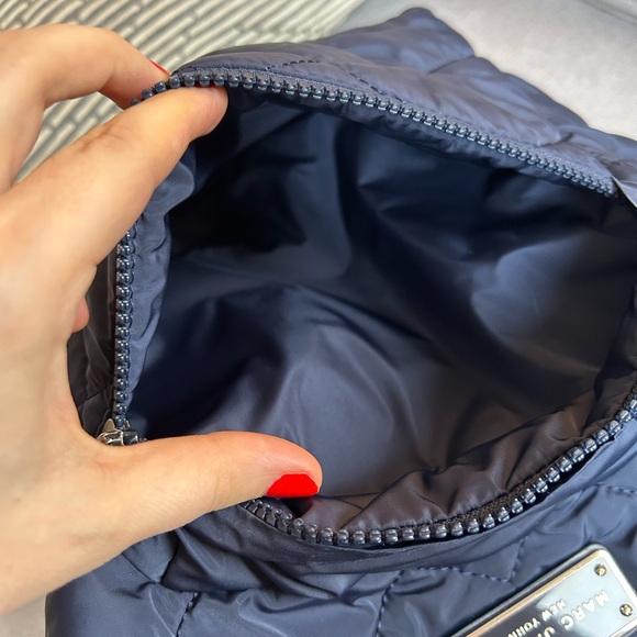 Marc Jacobs Midnight Blue Quilted Backpack, lightweight,really good condition - Picture 7 of 9